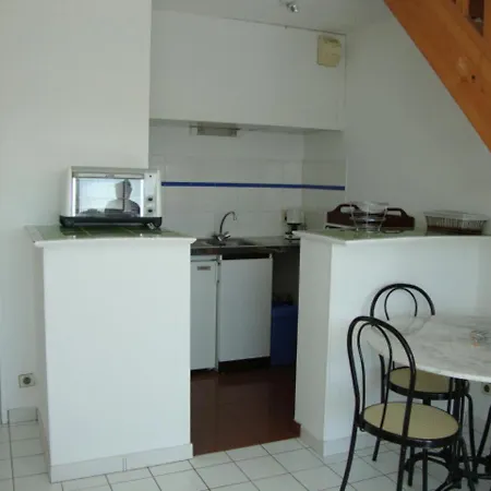 T2 Avec Piscine Aux Minimes, Proche - La Rochelle - Fr-1-551-48 Apartment La Rochelle (Charente-Maritime)